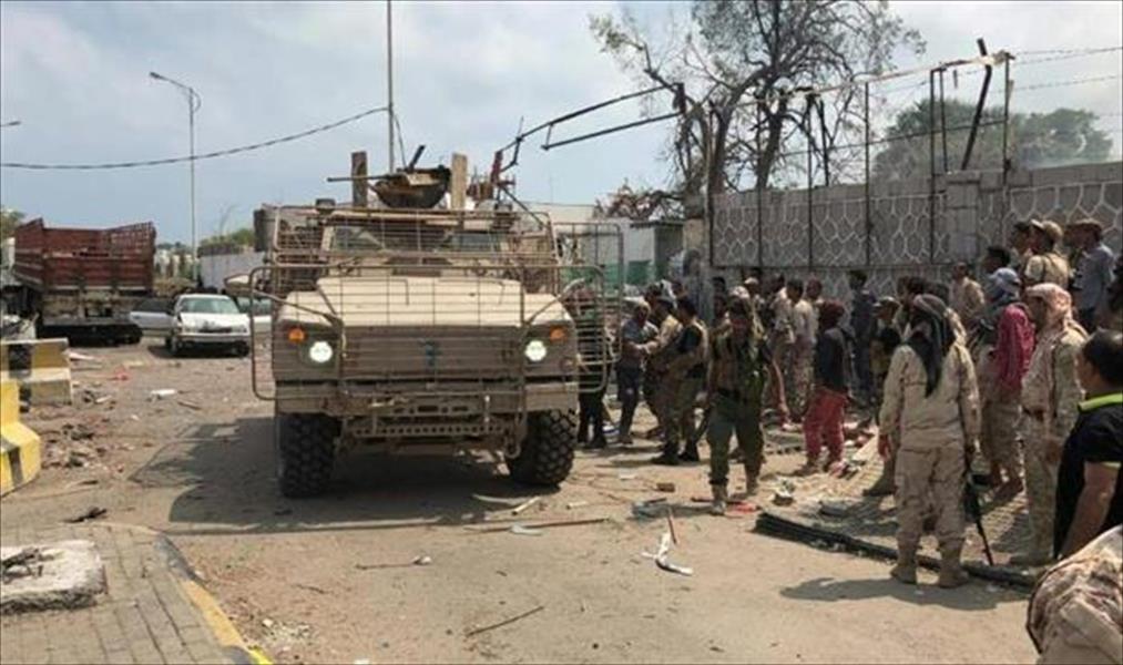 11 مصابًا في مواجهات بين الجيش الموالي لهادي وانفصاليين في عدن