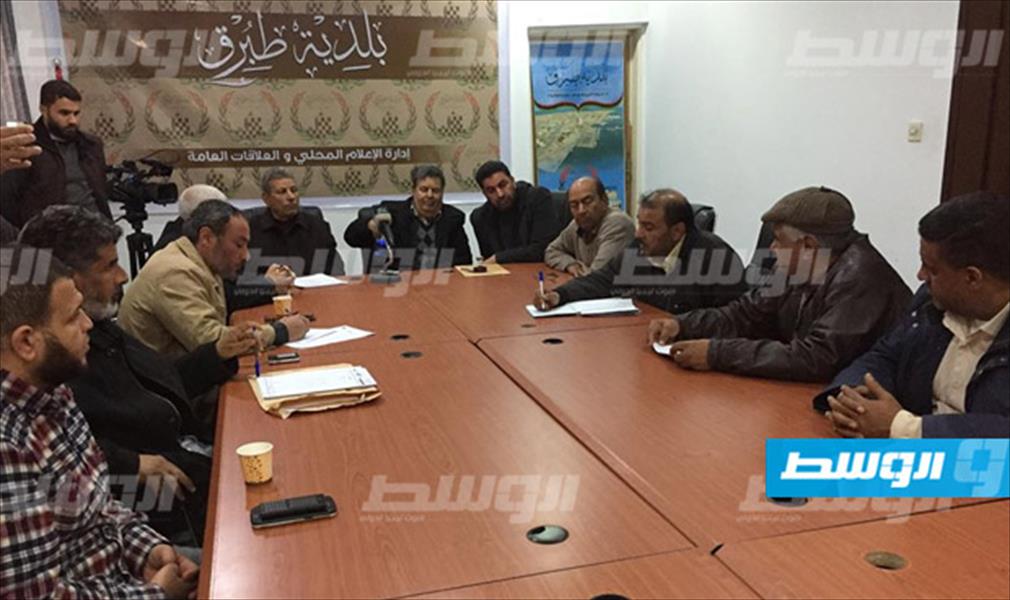 بلدية طبرق تتعاقد مع شركة وطنية لصيانة وتشغيل محطات الصرف الصحي