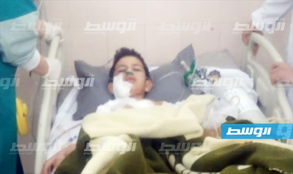 «بوابة الوسط» تلتقي الطفل المصاب إثر انفجار قذيفة من مخلفات الحرب في بنغازي