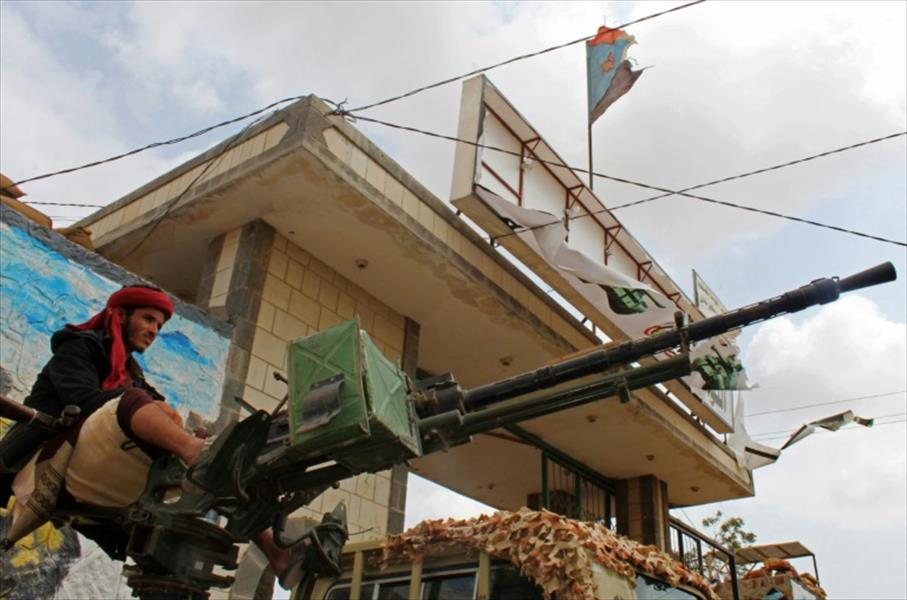 رئيس وزراء اليمن يدعو للمصالحة بعد اشتباكات دامية في عدن