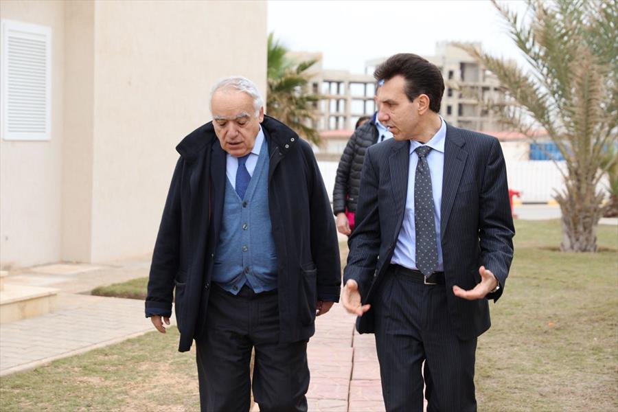 غسان سلامة يبحث مع بيروني آخر تطورات الوضع السياسي في ليبيا