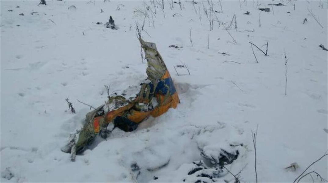 أول فيديو لحطام طائرة ركاب روسية سقطت وعلى متنها 71 شخصًا