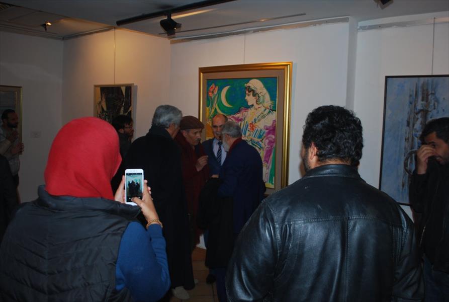 بالصور: دار الفنون تفتتح معرض «مجموعة خاصة» في عيدها الـ25