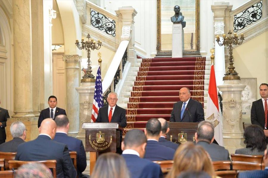 وزير الخارجية المصري يلتقي نظيره الأميركي في القاهرة (صور)