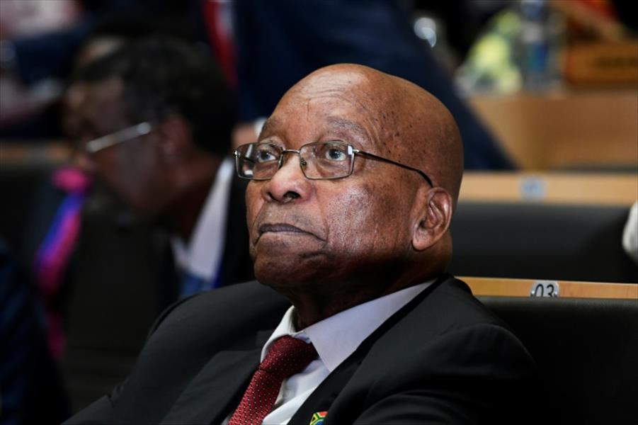 الحزب الحاكم في جنوب أفريقيا يقيل رئيس البلاد