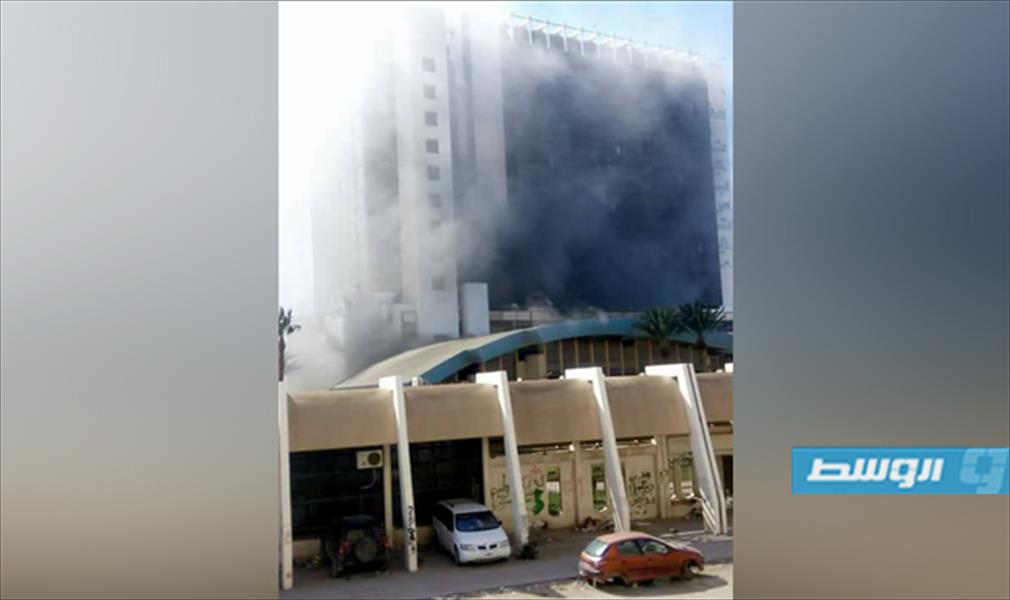 السيطرة على حريق بفندق تبيستي في بنغازي
