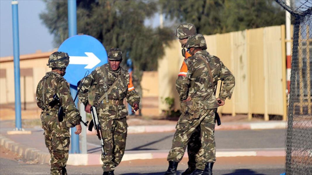 مقتل 5 جنود جزائريين في «تفجير إرهابي» قرب الحدود التونسية 