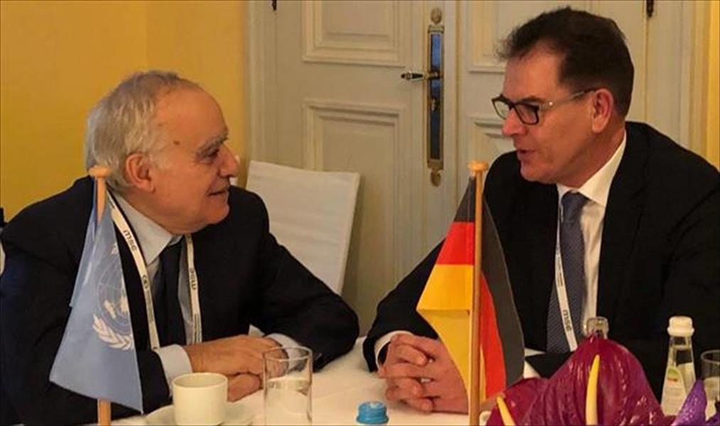 غسان سلامة يبحث مع وزير الاقتصاد الألماني دعم التنمية في ليبيا