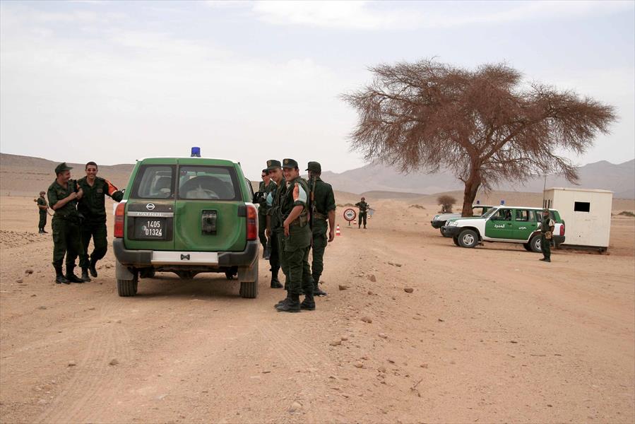 الجيش الجزائري يقتل تسعة مسلحين على الحدود مع مالي