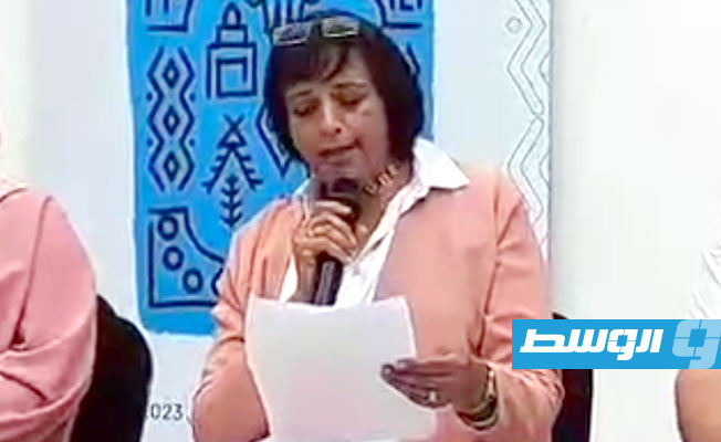 الصحفية والأستاذة الجامعية فاطمة غندور
