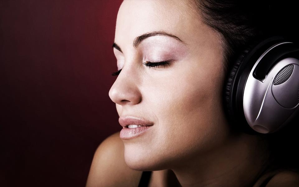 كيف تفيد الموسيقى عقولنا؟