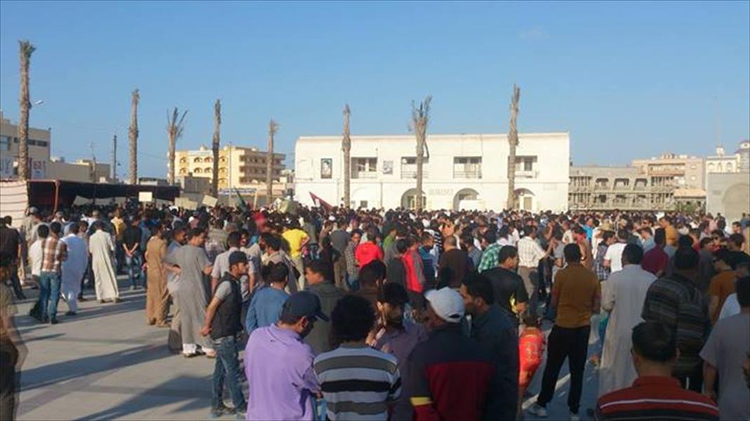 طرابلس وبنغازي تشهدان تظاهرات كبرى تأييدا للجيش