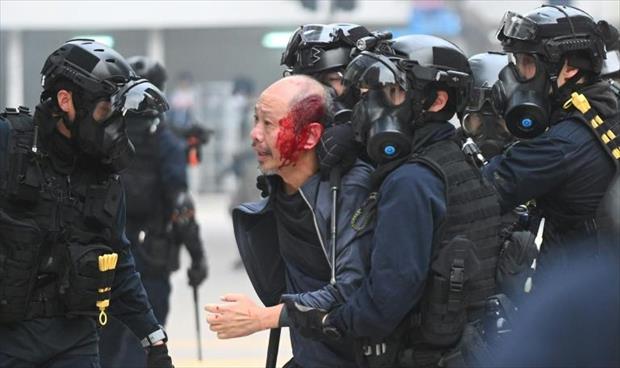 إصابة شرطيين أثناء تفريق تظاهرة في هونغ كونغ