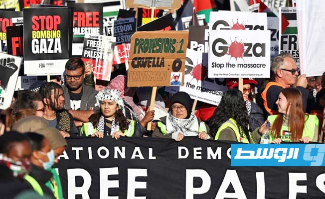 الآلاف يتظاهرون في لندن للمطالبة بوقف العدوان الإسرائيلي على غزة في ذكرى انتهاء الحرب العالمية الأولى
