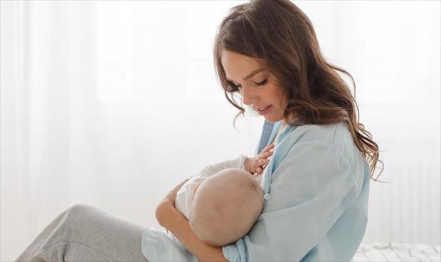 الرضاعة الطبيعية مرتبطة بانخفاض معدلات الكوليسترول عند البلوغ