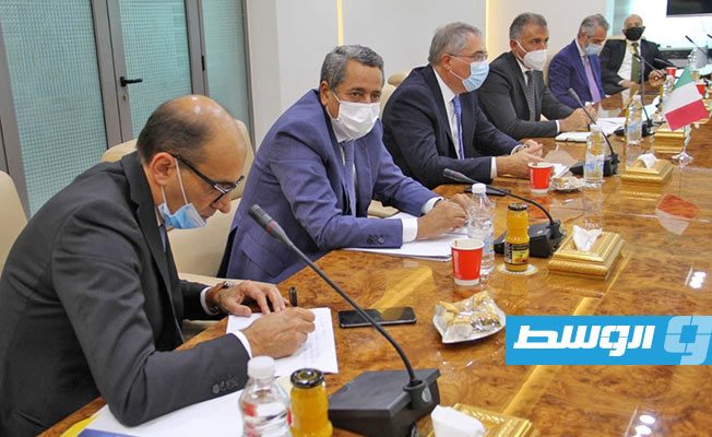اجتماع صنع الله مع مسؤولي شركة إيني الإيطالية بمقر مؤسسة النفط في طرابلس، 25 سبتمبر 2020. (صفحة المؤسسة على فيسبوك)