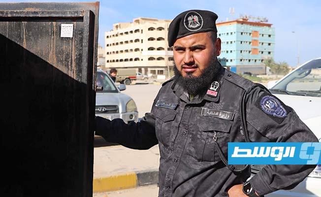 الحملة الأمنية ضد محلات كماليات السيارات في بنغازي. (مديرية أمن بنغازي)