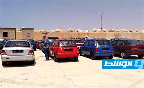 ميناء بنغازي يستقبل سفينة على متنها 427 سيارة وشاحنة أوروبية