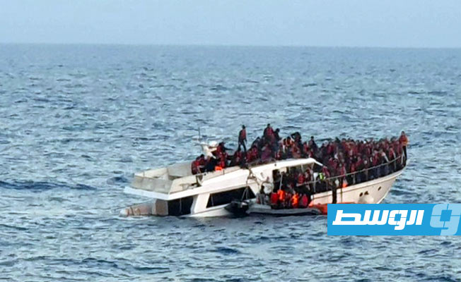 إنقاذ 51 مهاجرًا بينهم فلسطينيان قبالة السواحل اللبنانية