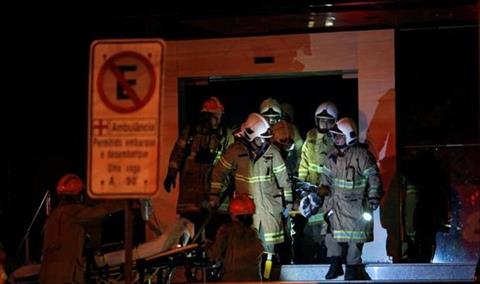 وفاة 11 شخصا جراء حريق في مستشفى بالبرازيل