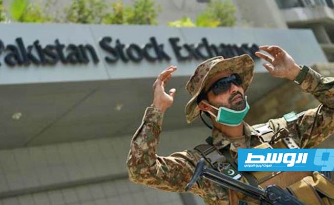 باكستان تتهم الهند بتدبير الهجوم على بورصة كراتشي