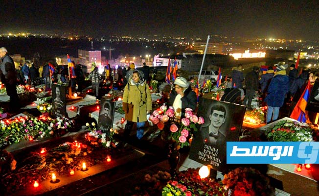 آلاف الأرمينيين يحيون ذكرى ضحايا النزاع في ناغورنو قره باغ