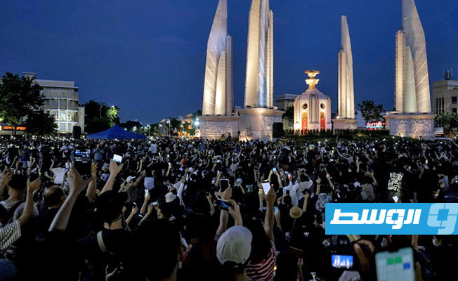 تظاهرة في تايلاند دعما للديمقراطية وتنديدا بالوضع الاقتصادي المتراجع