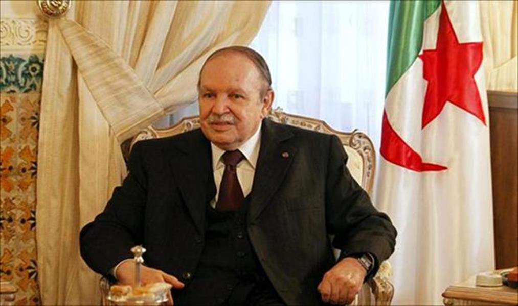 الجزائر: مشاورات الدستور تنطلق غدًا بمشاركة 52 حزبًا