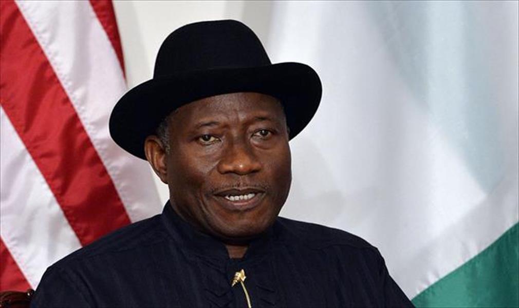 رئيس نيجيريا يتهم المعارضة بدعم أعمال العنف