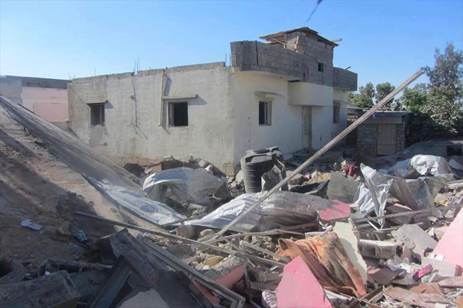 بالصور: القصف العشوائي يدمر منازل بمنطقة بنينا