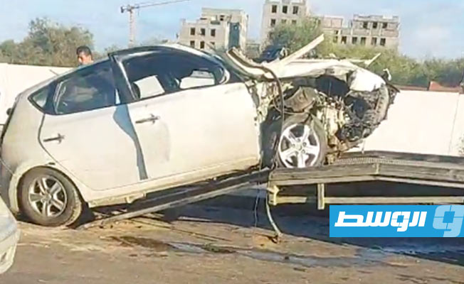 آثار اصطدام السيارتين في حي الأندلس، 11 نوفمبر 2022. (مديرية أمن طرابلس*