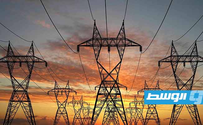 مصر تثبت أسعار الكهرباء للمستهلكين حتى يناير 2024