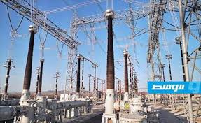 انفصال خطوط نقل الكهرباء بعدة مناطق جراء الاشتباكات الجارية جنوب طرابلس