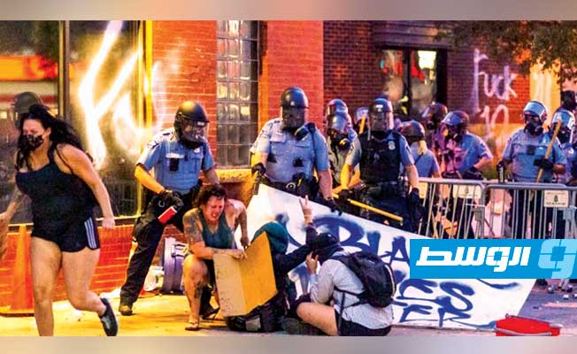تواصل الاحتجاجات العنيفة في عدد من المدن الأميركية. (الإنترنت)