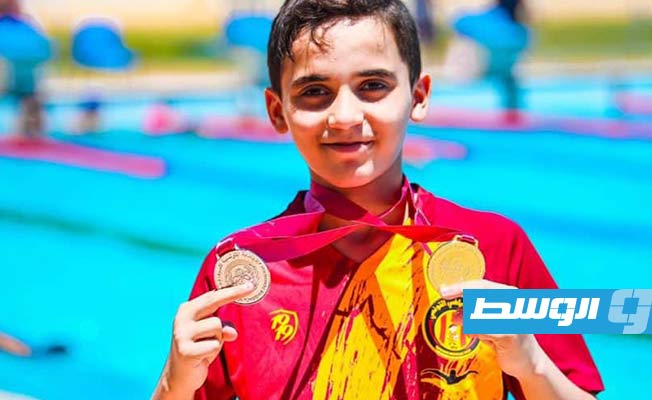 ممثلو ليبيا في بطولة تونس للسباحة. (الإنترنت)
