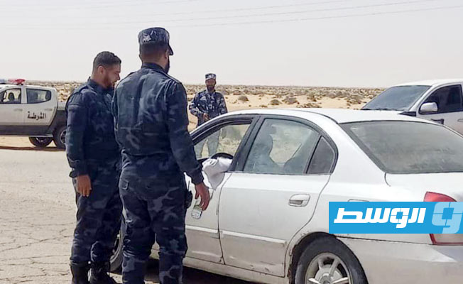 دوريات قاطع العسة الأمني التابع لجهاز حرس الحدود على الحدود الليبية - التونسية. (وزارة الداخلية)