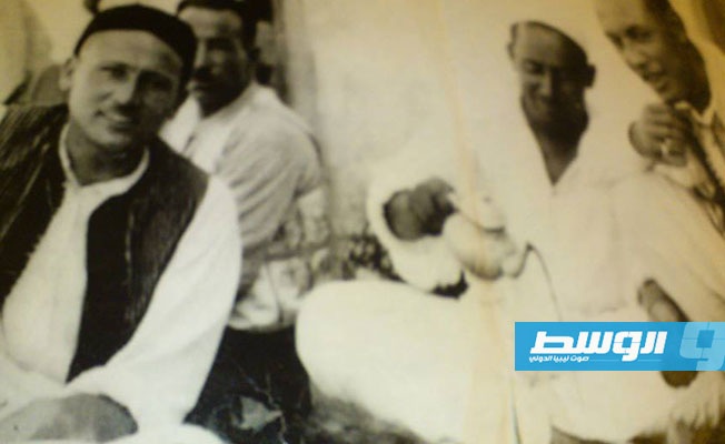 سالم بن حميد ومصطفى امنينه يوم فرح رمضان الكيخيا والد كل من نوري وهانئ سنة 1939