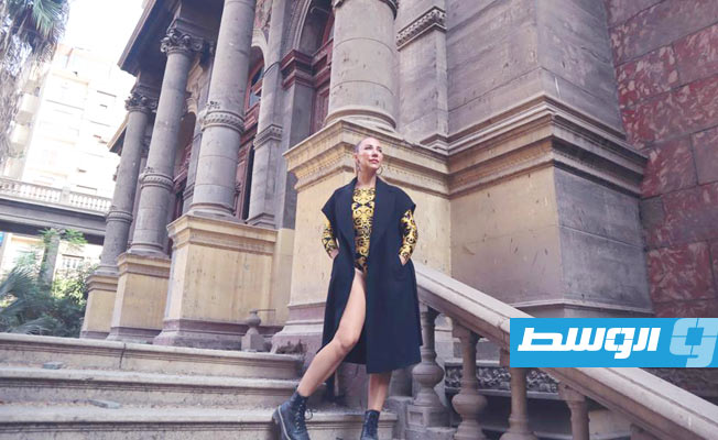 بالصور: الأميركية آمون ستار تنتهي من تصوير أغنيتها الجديدة بقصر شامبليون