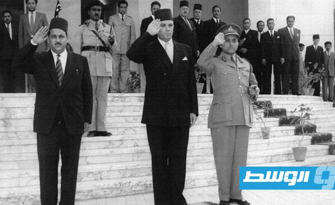 السيد حسين مازق مابين محمود بوقويطين وونيس القذافي رجالات قيام الدولة