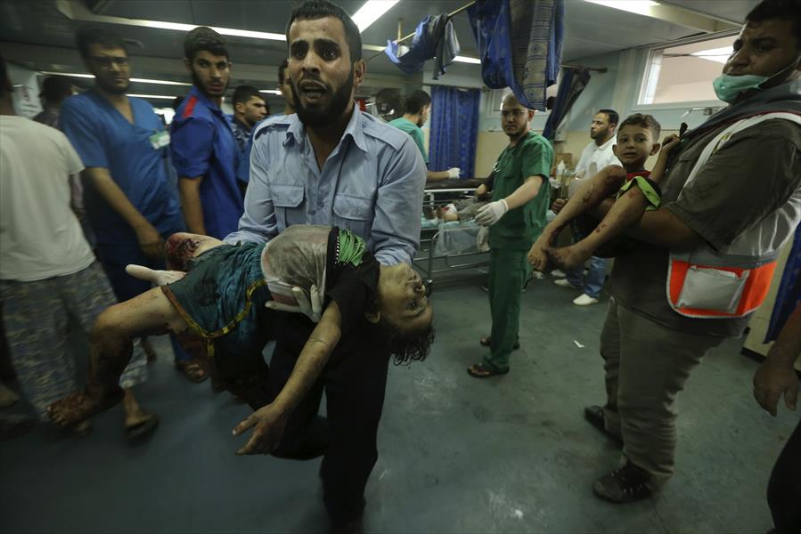 غزة: المئات يفرون من «الشجاعية» والجثث تملأ الشوارع