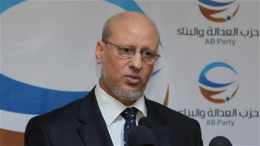 محمد صوان يطالب «الرئاسي ومجلس النواب» بوقف إطلاق النار في بنغازي
