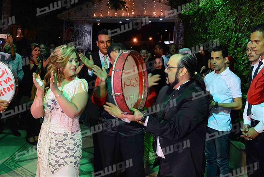 بالصور: أبو الليف يحتفل بزفافه في الإسكندرية