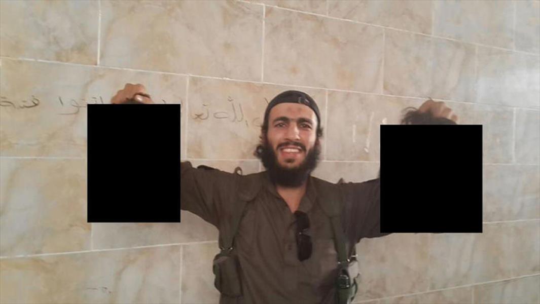 «داعش» يقطع رؤوس جنود سوريين ويعلقهم على الأعمدة.