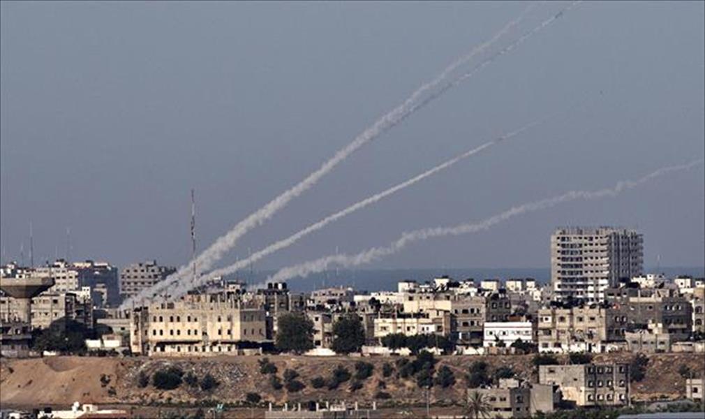40 قتيلاً في قصف جديد على غزة.. وصفارات الإنذار تدوي بإسرائيل