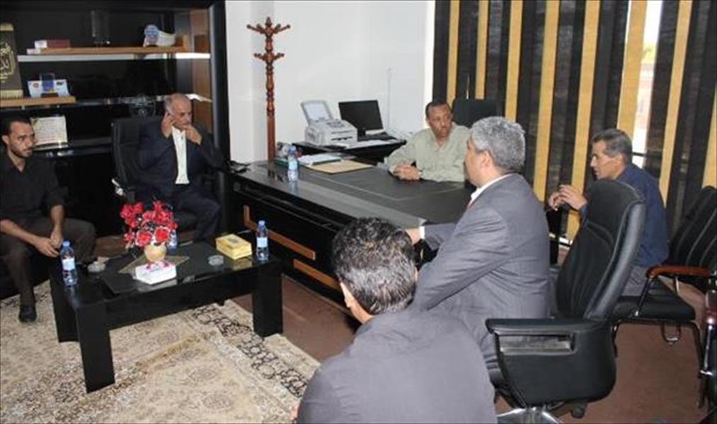رئيس الحكومة يجتمع بالمجلس البلدي شحات