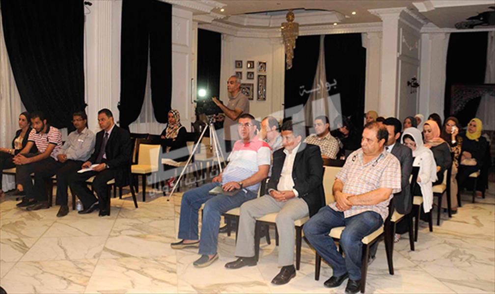 الجالية الليبية في القاهرة تطالب البرلمان بسرعة فرض سيادة الدولة