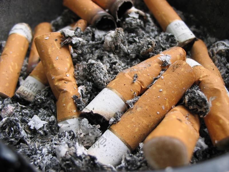 علماء يخزنون الطاقة في أعقاب السجائر المستعملة