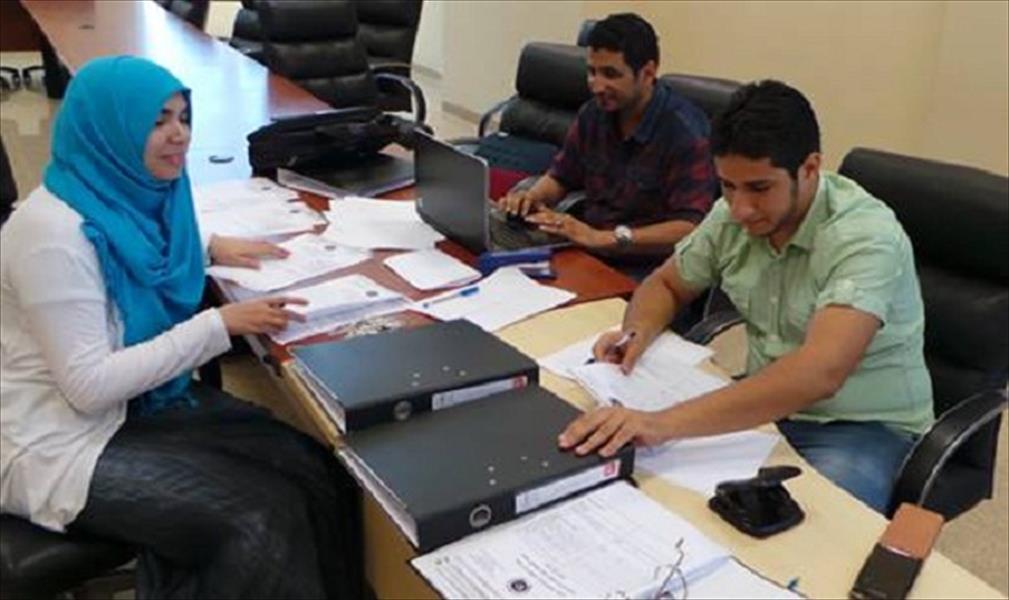 «لجنة الأزمة» تدعو طلاب الطب للعمل التطوّعي بمستشفيات بنغازي