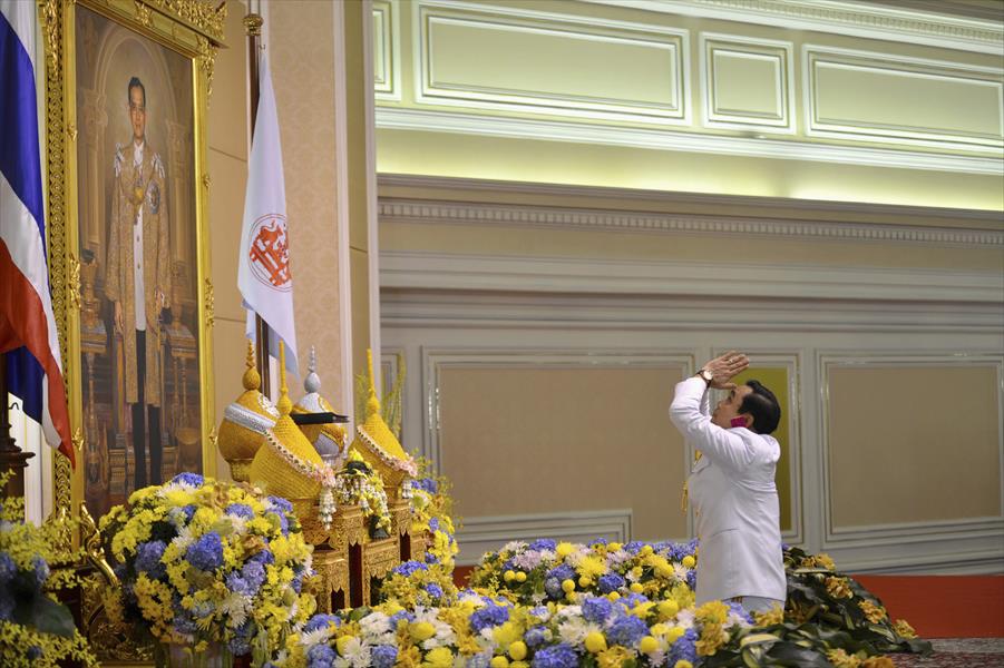 قائد انقلاب تايلاند رئيسًا للوزراء بموافقة ملكية