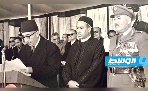 الفريق نوري الصديق وولي العهد ورئيس الوزراء محمود المنتصر .